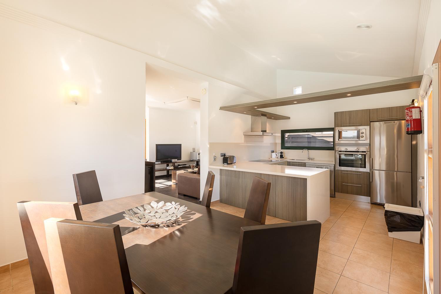 Camelot Holiday Homes By Livvo Playa Blanca  Exterior foto